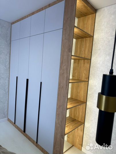 Шкаф с подсветкой