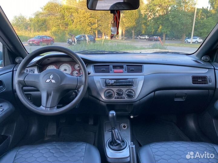 Mitsubishi Lancer 1.6 МТ, 2006, 220 000 км