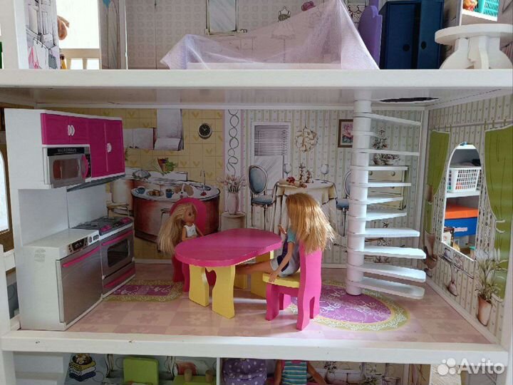 Домик кукольный с наполнением