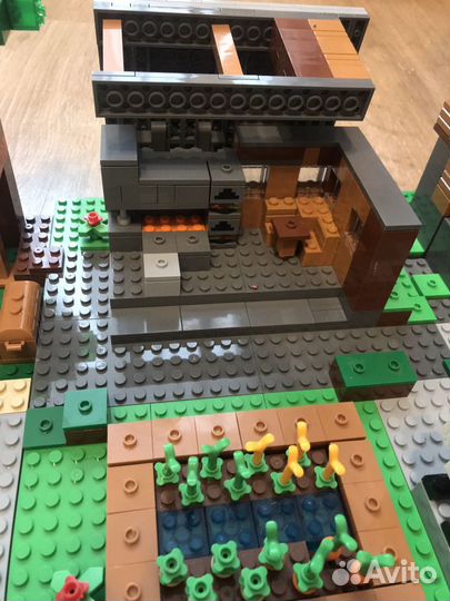 Lego minecraft большая деревня