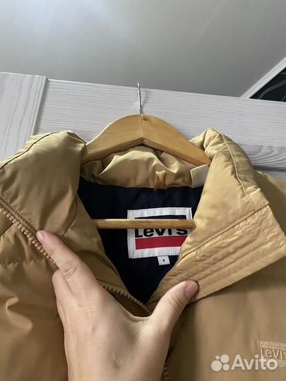 Куртка levis женская