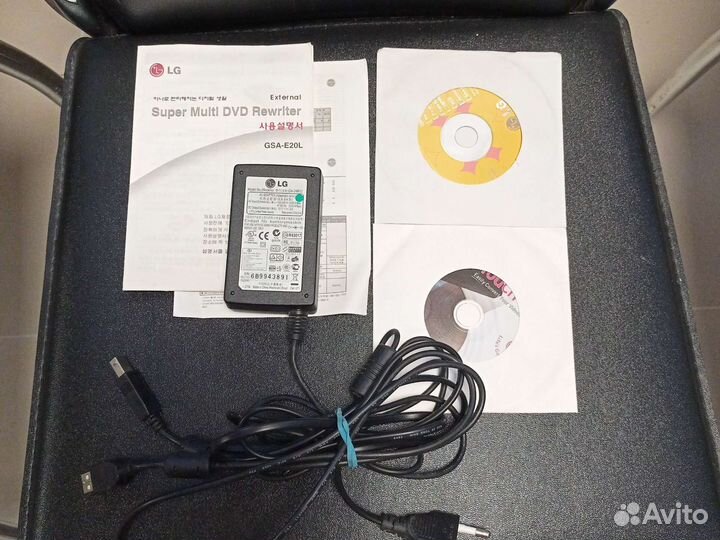 Внешний привод Super Multi DVD Rewriter
