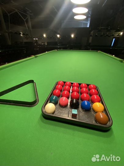 Бильярдный стол снукер