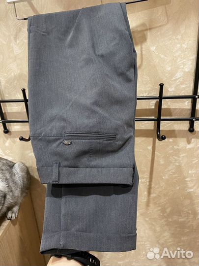 Костюм классический женский 40-42 lime