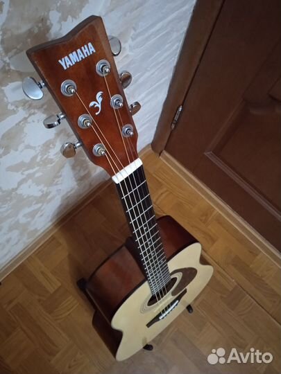 Гитара Yamaha F-600, новая