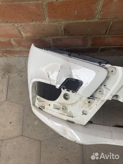 Бампер на LADA vesta