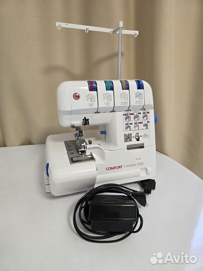 Оверлок Comfort 550
