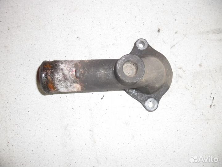 Крышка термостата 1632115040 Toyota Avensis 1 T220