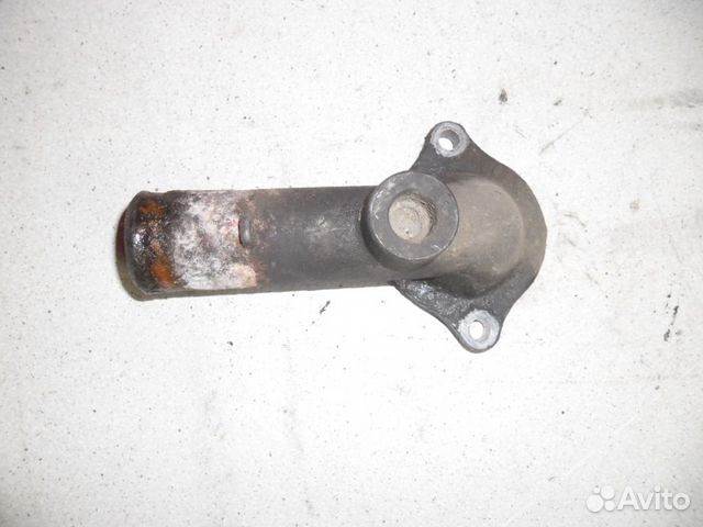 Крышка термостата 1632115040 Toyota Avensis 1 T220