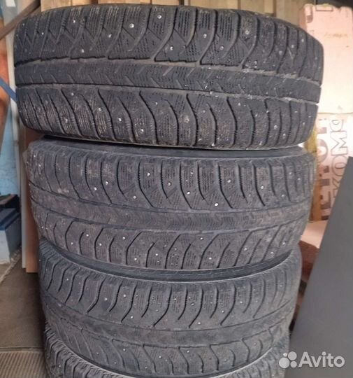 Bridgestone Ice Cruiser 7000 195/65 R15