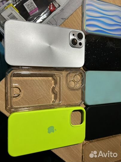 Чехол на iPhone 14