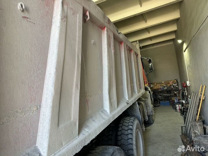 IVECO Trakker 410, 2015