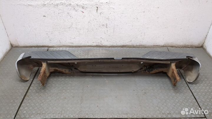 Бампер Nissan Navara, 2005