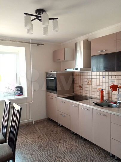 4-к. квартира, 90 м², 9/10 эт.