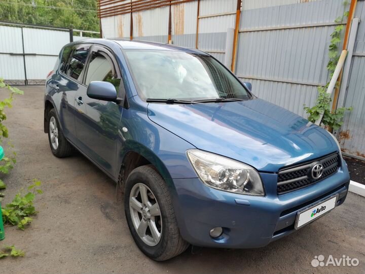 Toyota RAV4, 2008