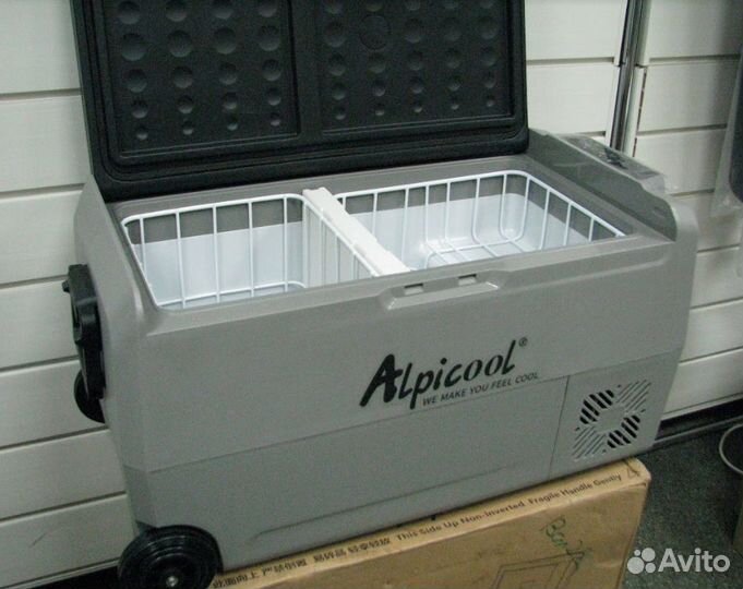 Автохолодильник двухкамерный