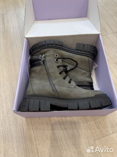 Ботинки женские 37 размер новые