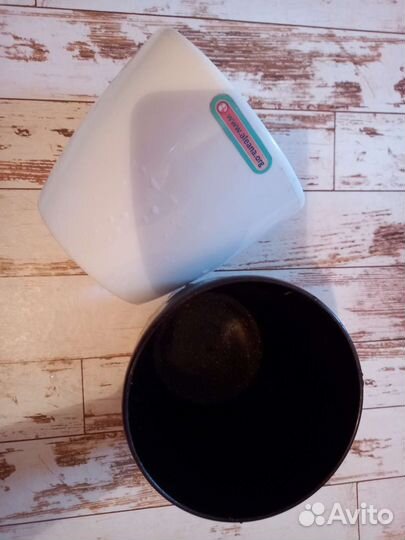 Кашпо горшок для цветов