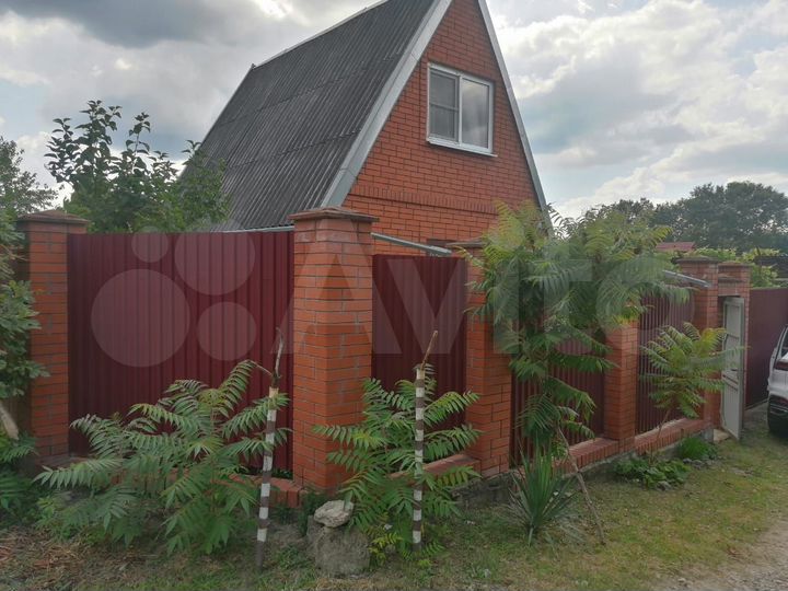 Дача 32 м² на участке 13 сот.