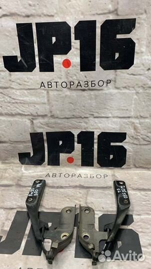 Петля капота передняя правая Infiniti Fx35 S50