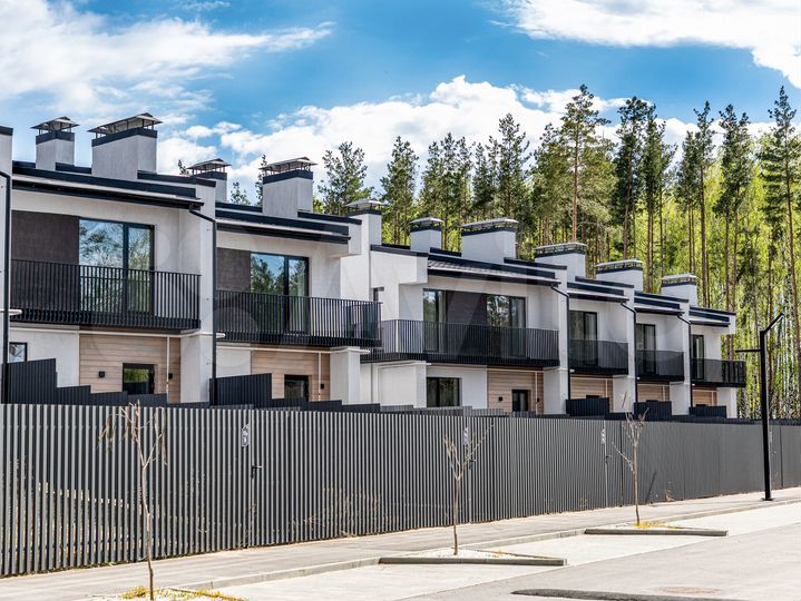 Таунхаус 83 м² на участке 1,5 сот.