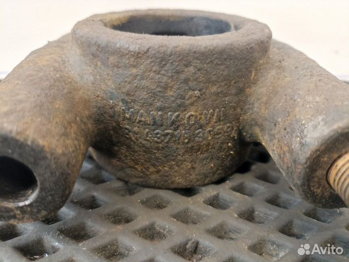 81437183059 Кронштейн переднего стабилизатора