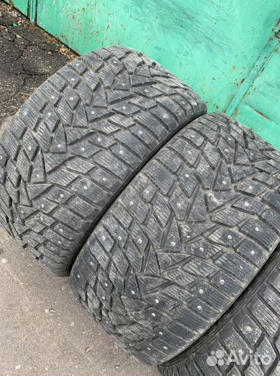 Dunlop Grandtrek Ice 02 275/40 R20 и 315/35 R20 110T