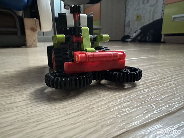 Лего корабль