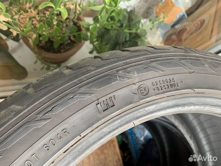 Nokian Tyres Hakkapeliitta R2 245/40 R18