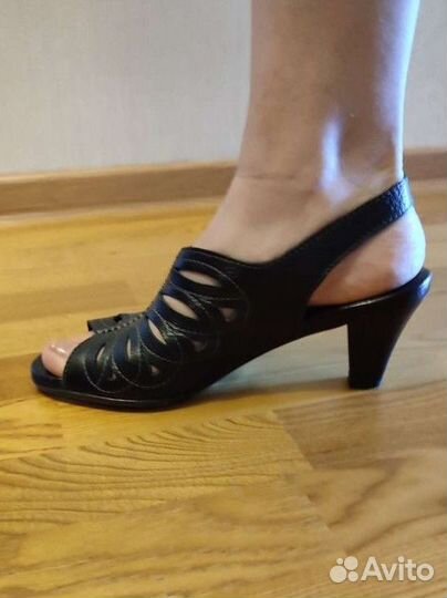 Обувь женская 41 размер туфли