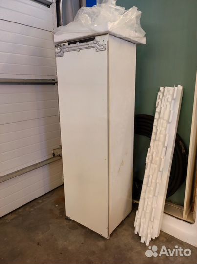 Встраиаемый холодильник Kuppersbusch. С проблемой