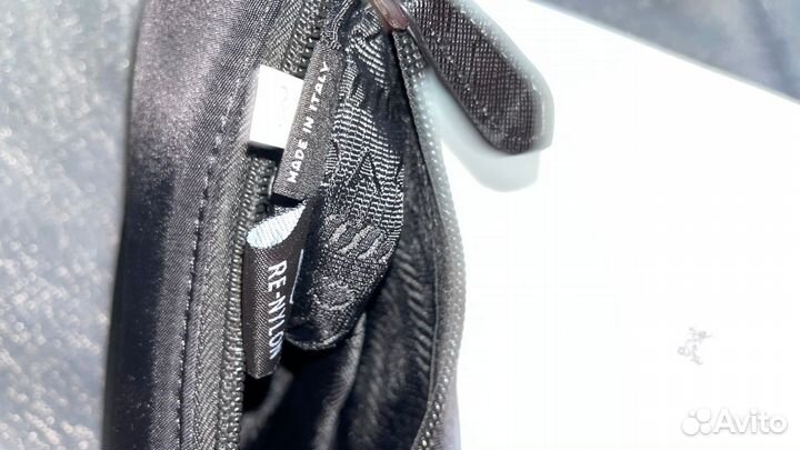 Сумка prada re edition 2000