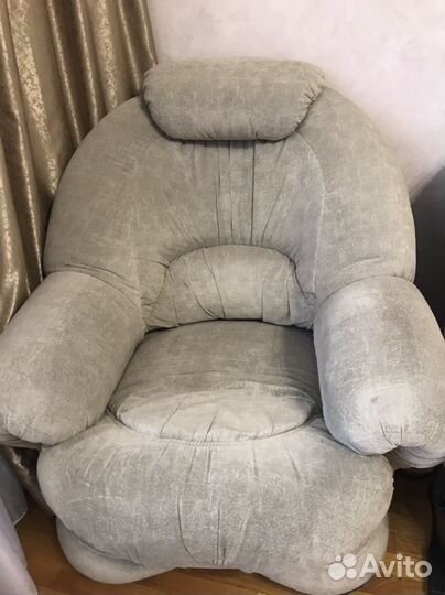 Комплект мягкой мебели