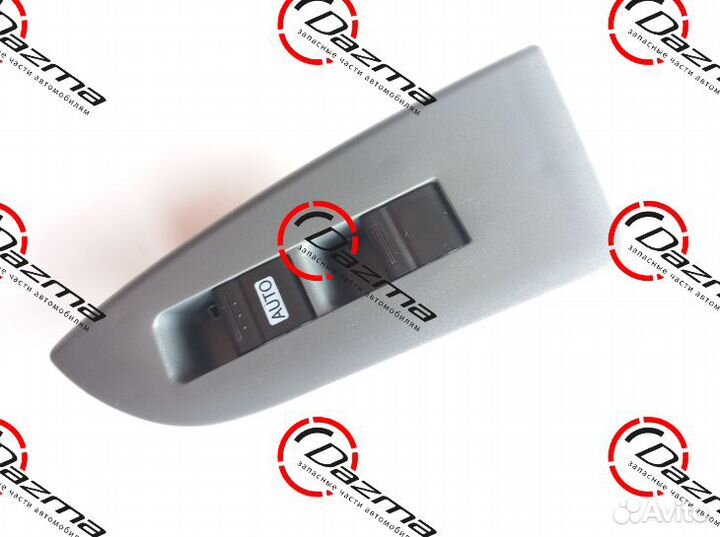 Zevs ZS4711LHD Кнопки электростеклоподъемника NLR85/NPR75/90/FSR90/FVR34 (блок) левый (8981595440)