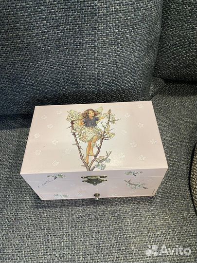 Музыкальная шкатулка с балериной