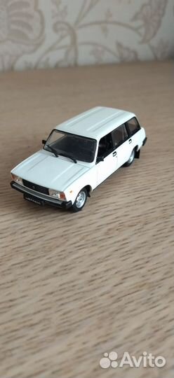 Модель автомобиля ваз 2104 в 43 масштабе