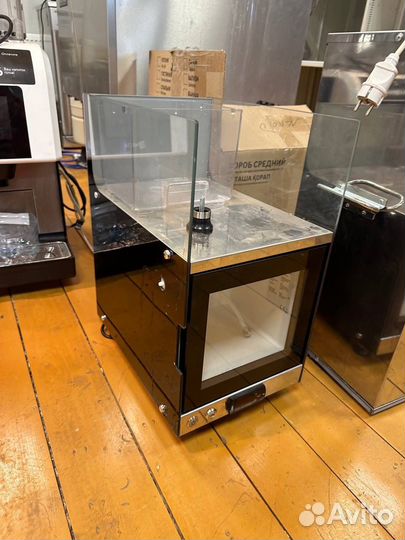 Холодильник маленький