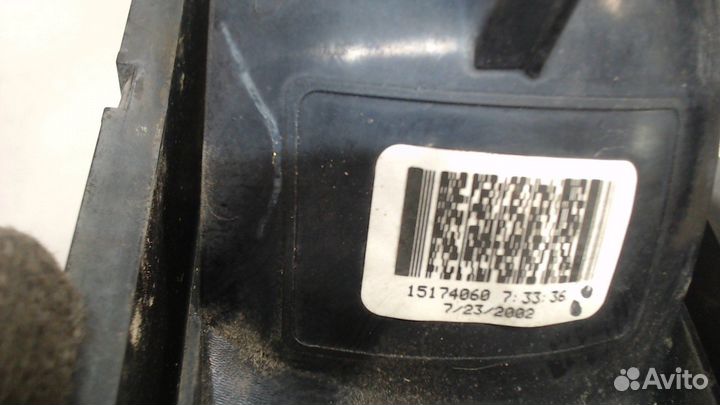 Поворот Chevrolet Silverado, 2003