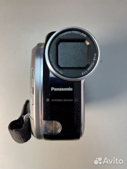 Видеокамера Panasonic VDR-D51
