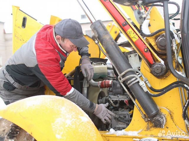 Автослесарь по ремонту грузовых авто/Вахта/Жилье