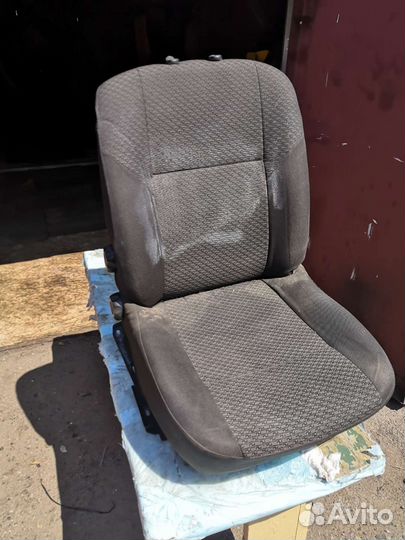 Перед вод. сидение Ларгус