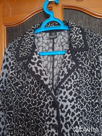 Жакет трикотажный черный с люрексом