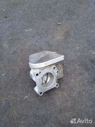 Дроссельная заслонка Skoda Roomster 1.2