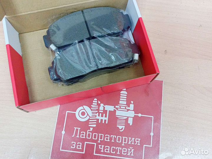 Тормозные колодки передние Honda Civic 4D