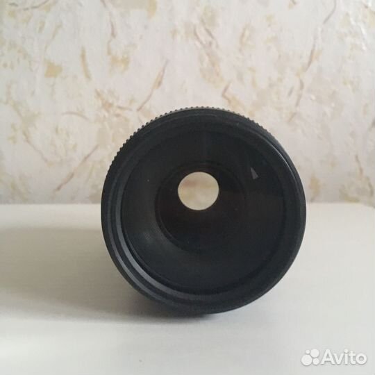 Объектив Canon EF 75-300mm f/4-5.6 III