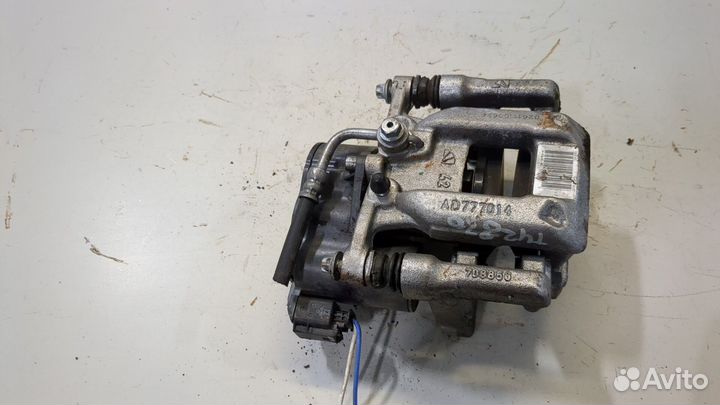 Суппорт Peugeot 3008 2020, 2024