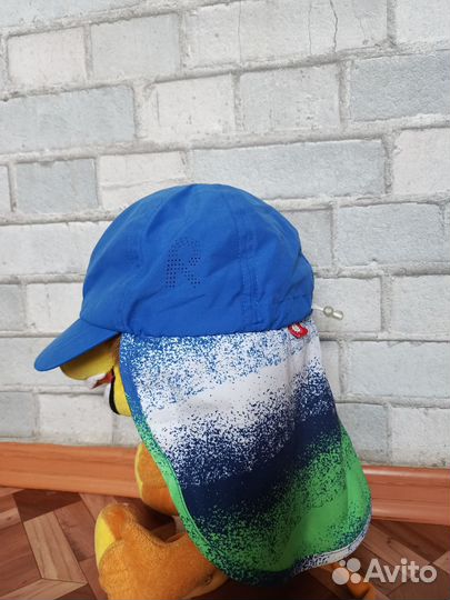 Кепка Reima защитой для плечь