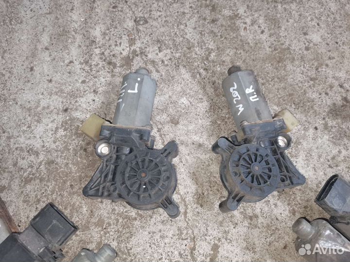 Стеклоподъемники mercedes w202