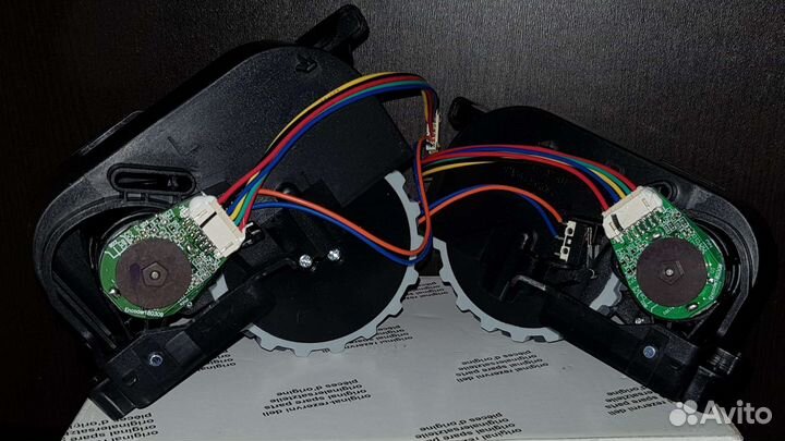 Колёса для робота пылесоса Samsung, цена за L и R