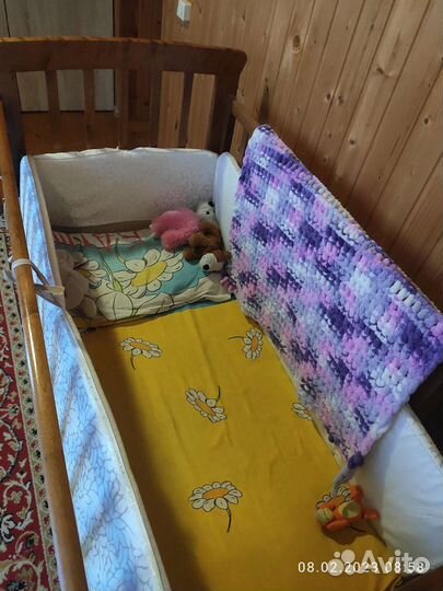 Детская кровать, принадлежности для сна